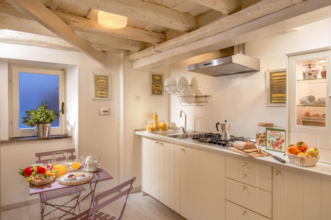 Boutique Hotel Campo De' Fiori Rome Exterior photo