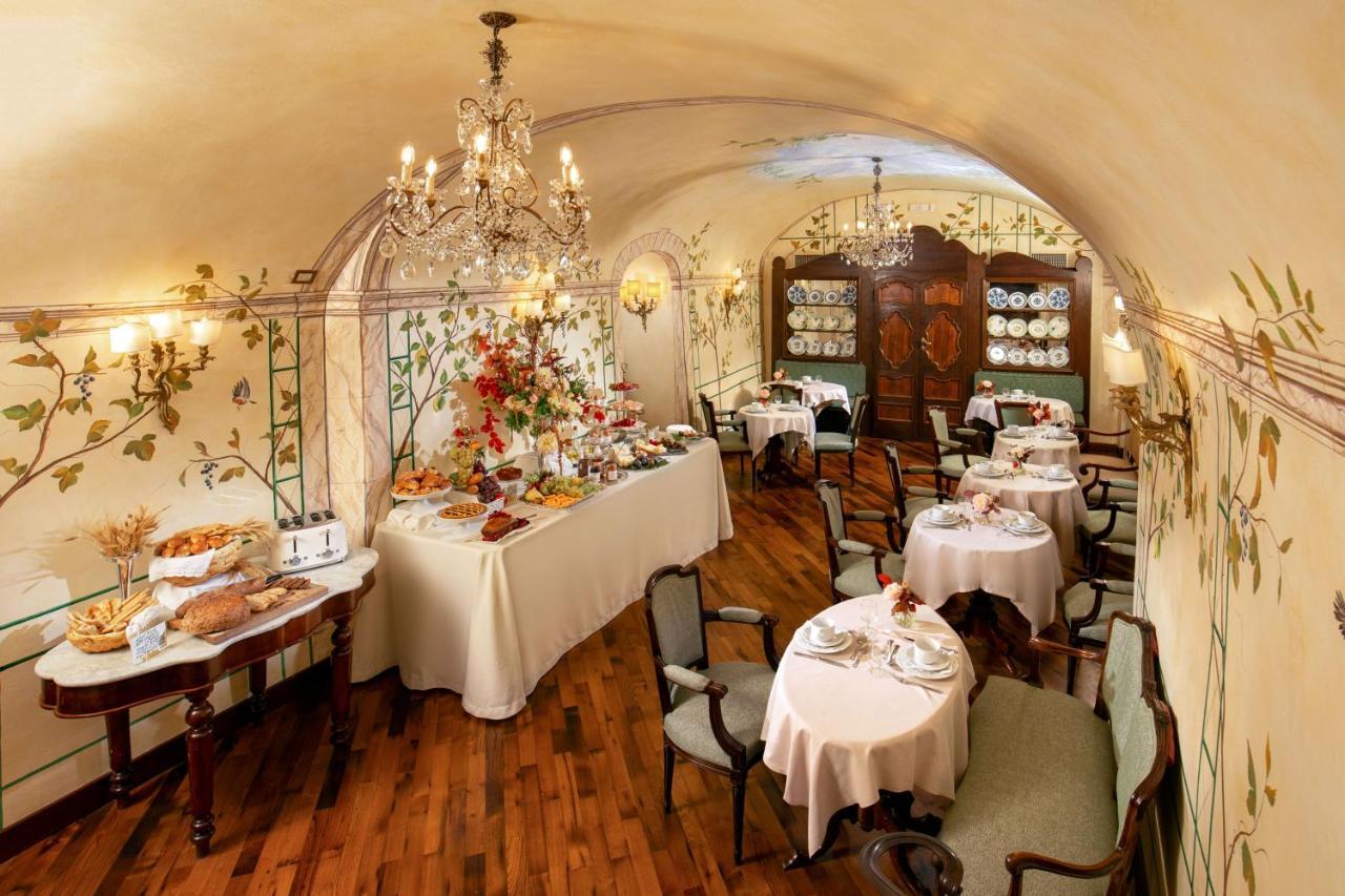 Boutique Hotel Campo De' Fiori Rome Exterior photo