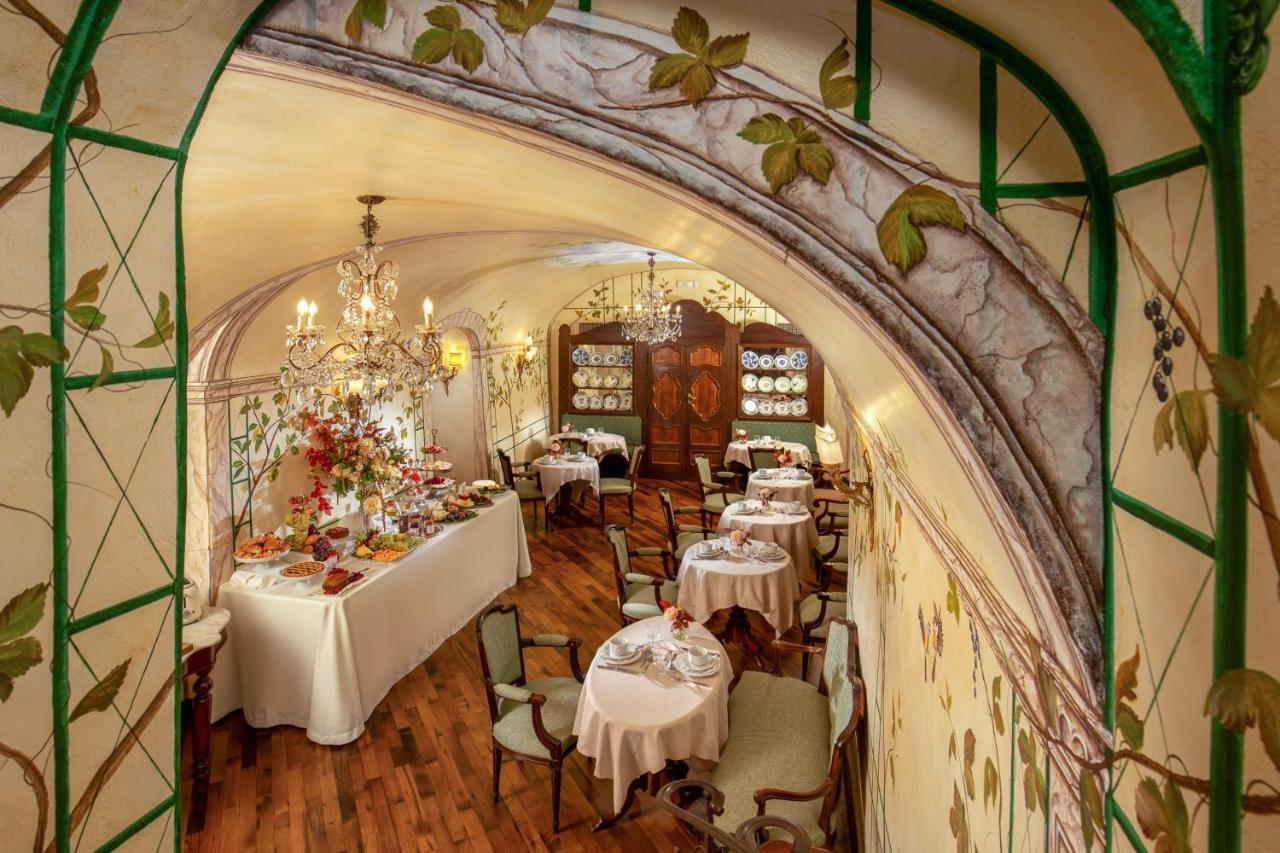 Boutique Hotel Campo De' Fiori Rome Exterior photo